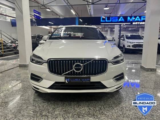 VOLVO XC60 2.0 T8 HYBRID MOMENTUM AWD GEARTRONIC VOLVO XC60 2.0 T8 HYBRID MOMENTUM AWD GEARTRONIC